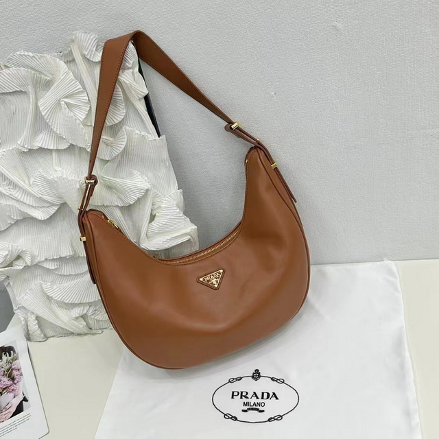 Prada Handbags 037